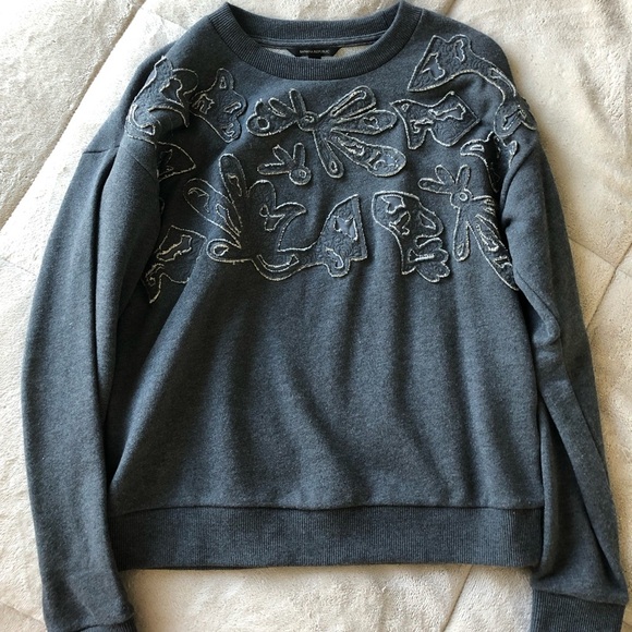 Banana Republic Gray Embroidered Sweatshirt - Picture 3 of 4